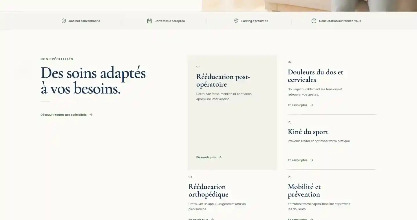Écran visible : cinq entrées de spécialité, chacune avec une courte description et un lien « En savoir plus ».
